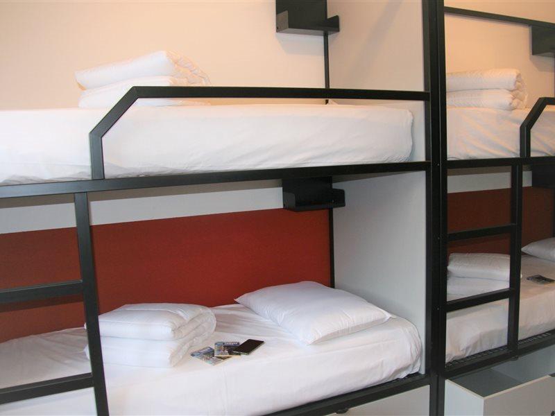 Hotello Hostel Триест Экстерьер фото