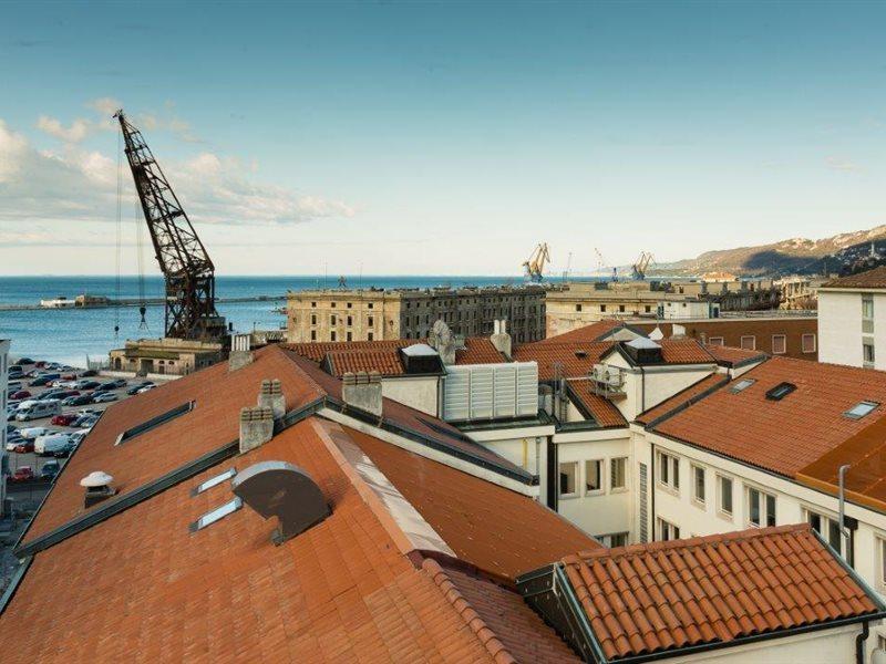 Hotello Hostel Триест Экстерьер фото