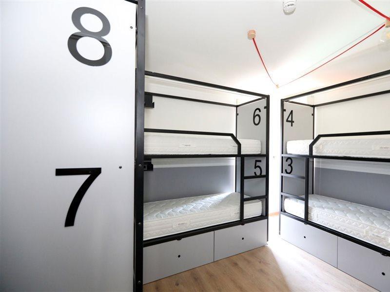 Hotello Hostel Триест Экстерьер фото