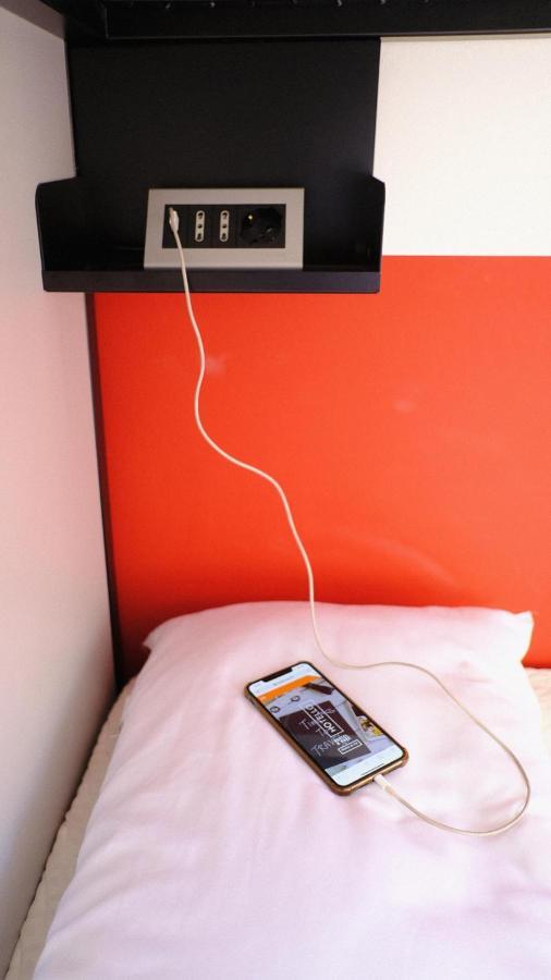 Hotello Hostel Триест Экстерьер фото