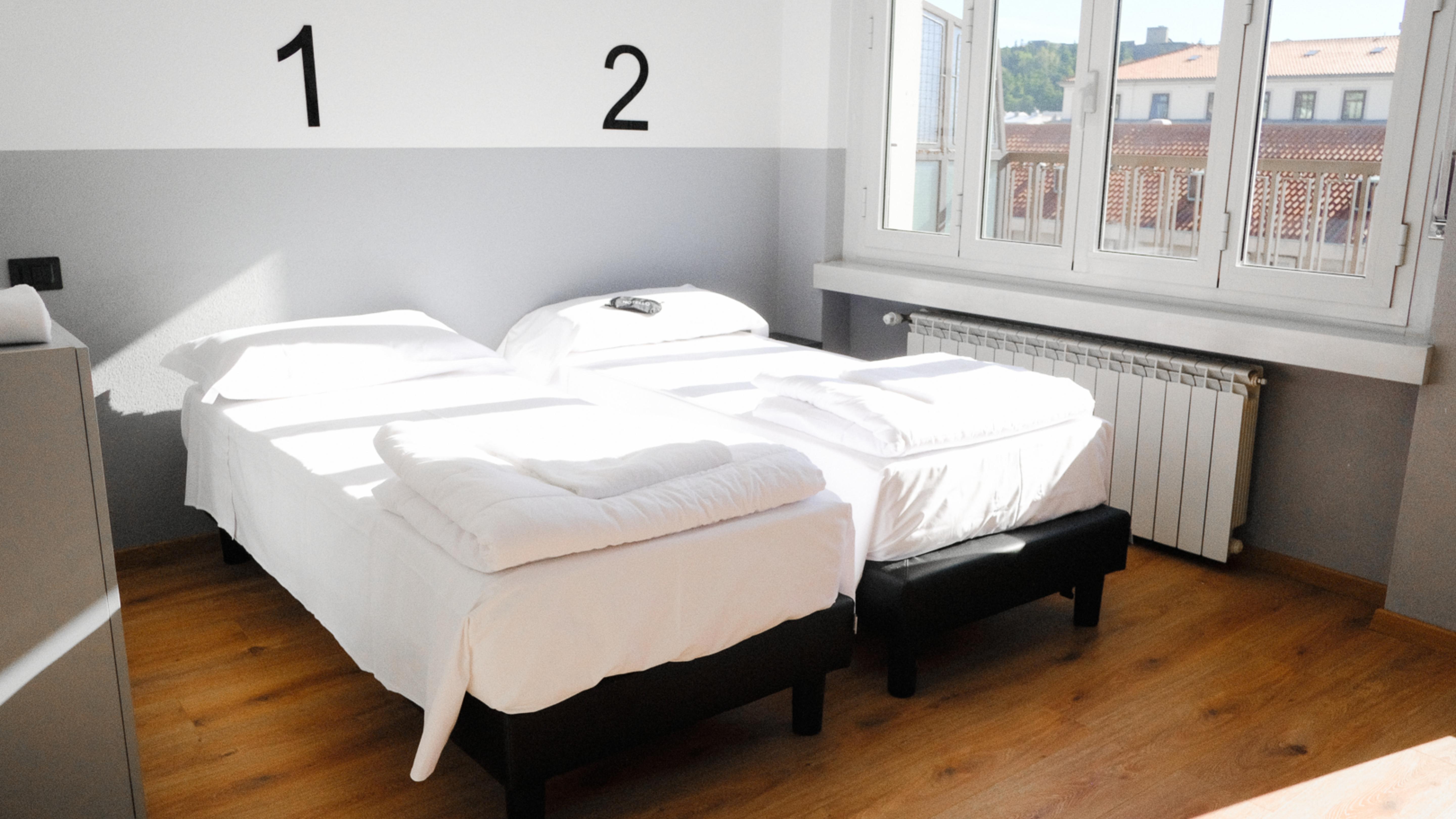 Hotello Hostel Триест Экстерьер фото